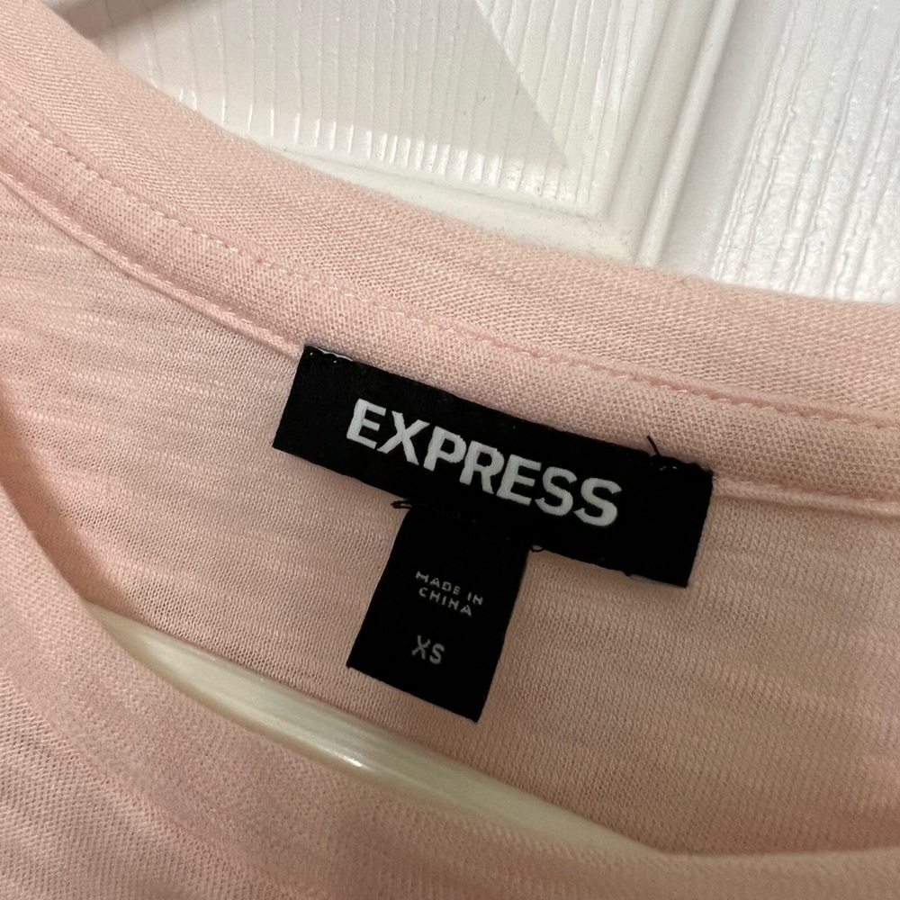 Pink Express top - Picture 4 of 4